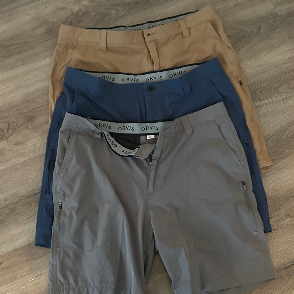 Orvis Men's Gray, Blue, and Tan Flat Front Shorts
